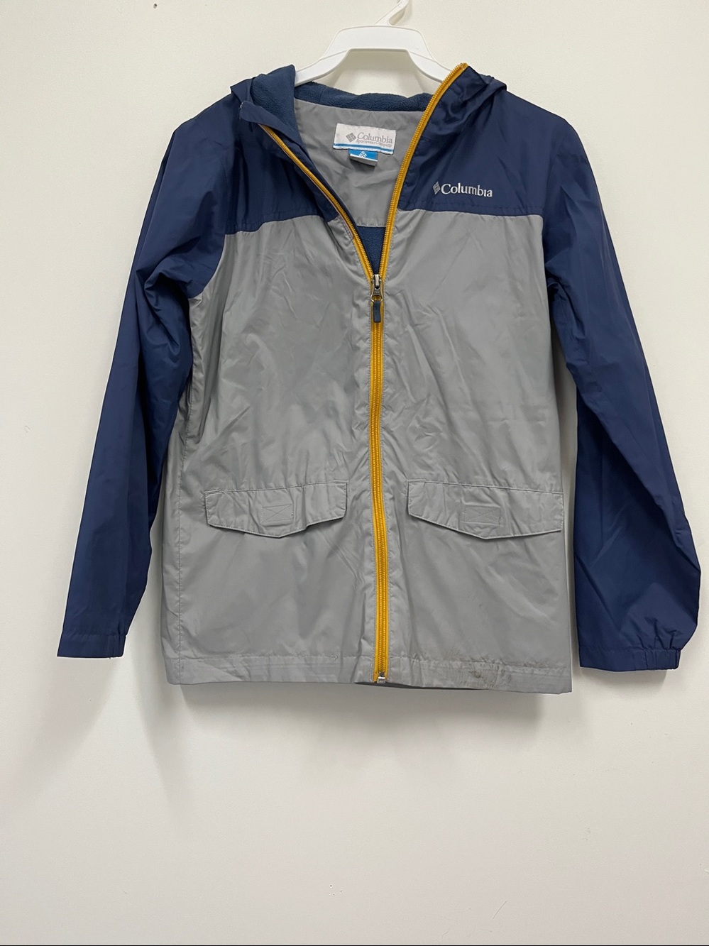 Columbia Kids  Gray and NavyJacket with Yellow Trim fleece lining size M